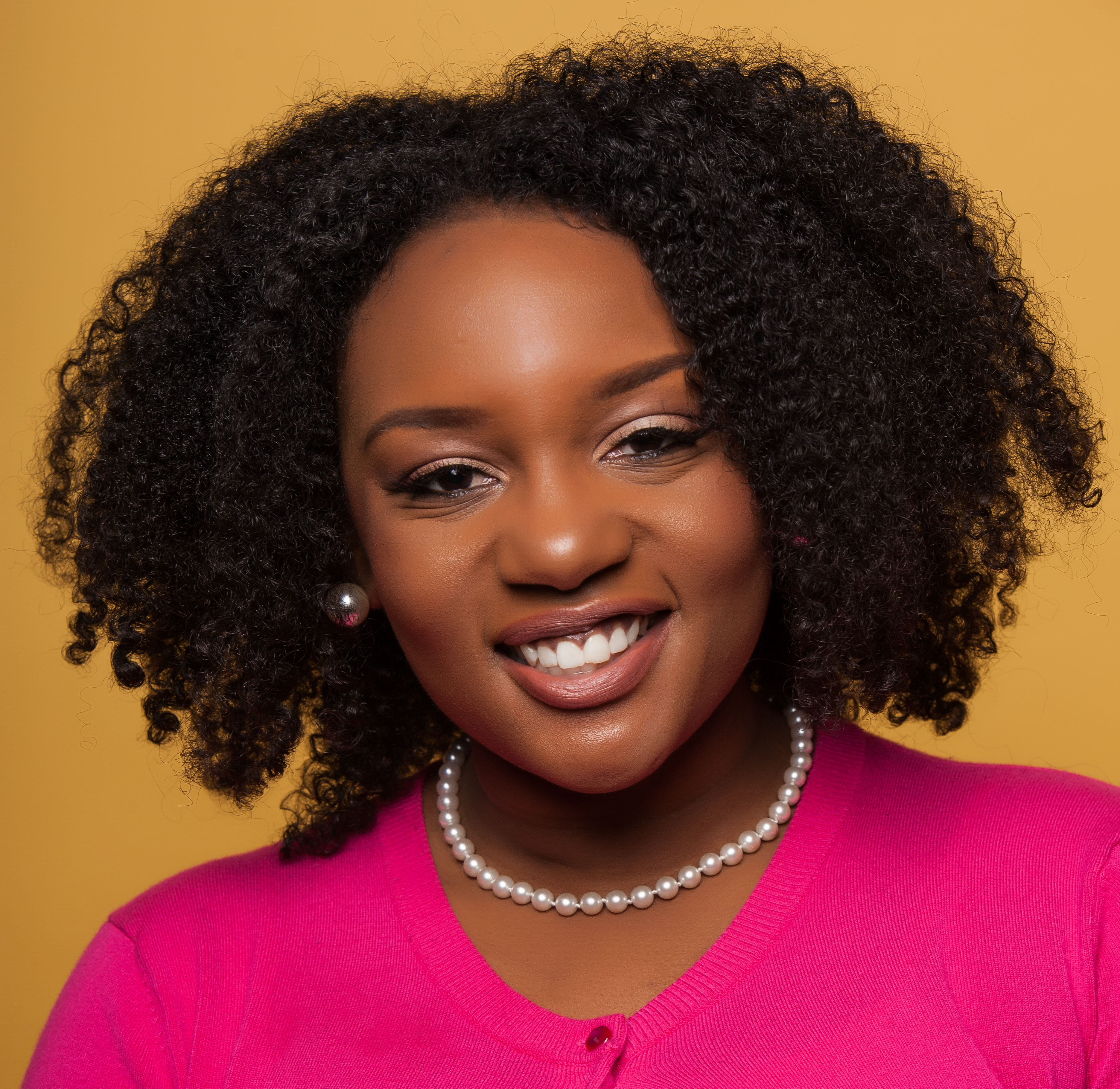 Angie jones headshot2